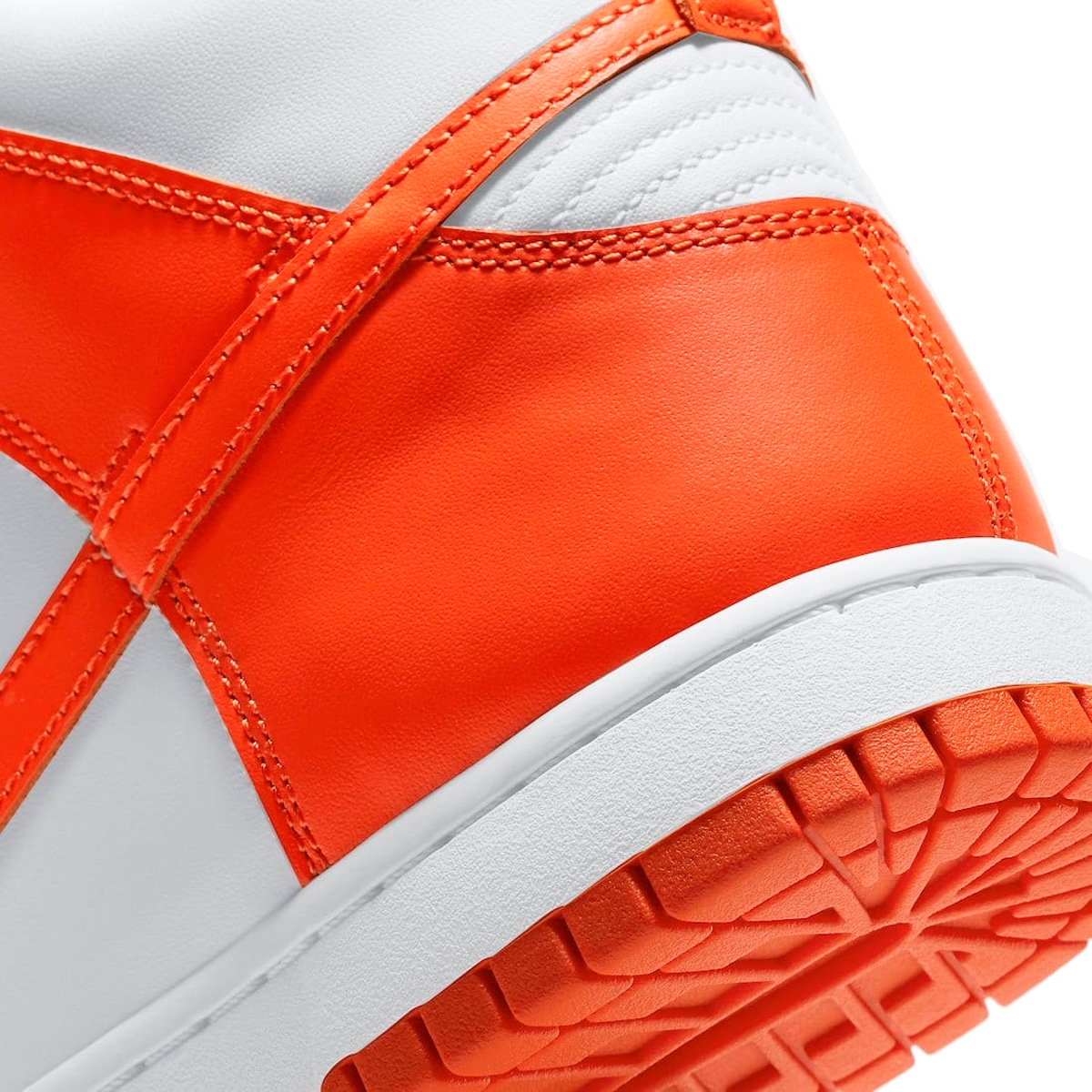 Кроссовки Nike Dunk High «Orange Blaze» мужские купить с