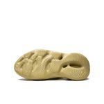 Сланцы Yeezy Foam RNNR «Sulfur»