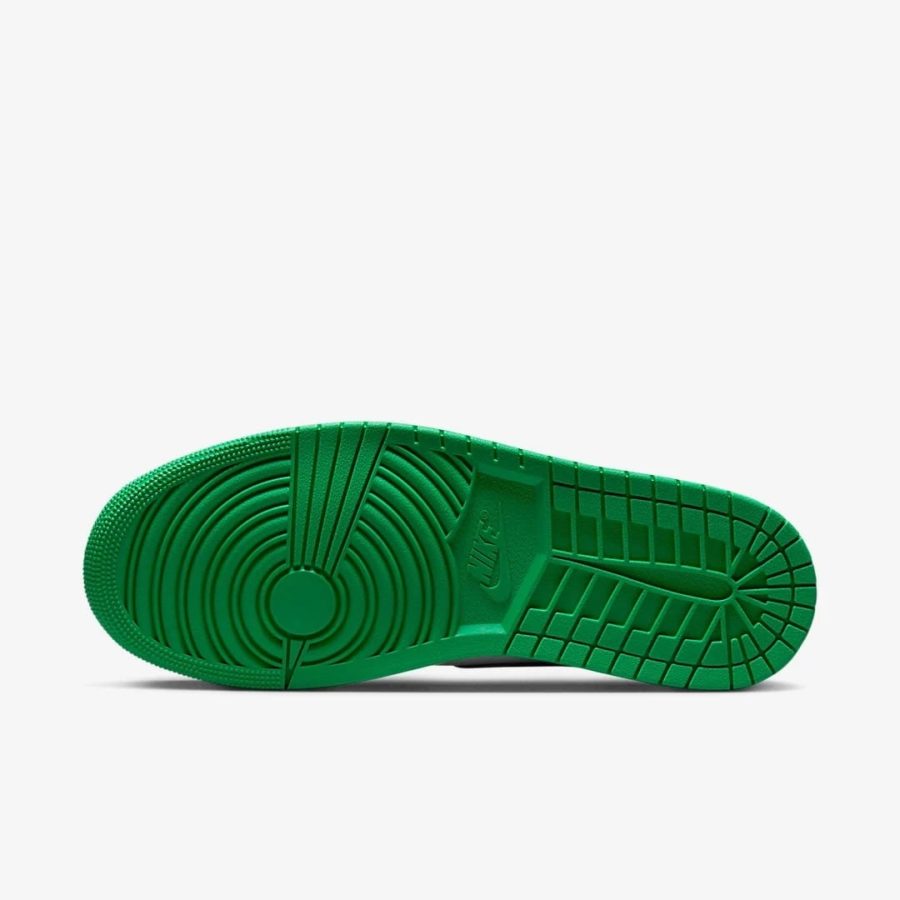 Кроссовки Nike Air Jordan 1 Retro High OG «Black and Lucky Green»