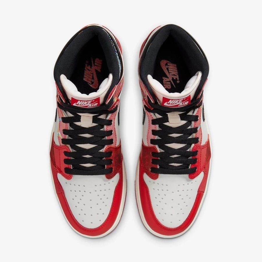 Кроссовки Nike Air Jordan 1 Retro High OG «Next Chapter»