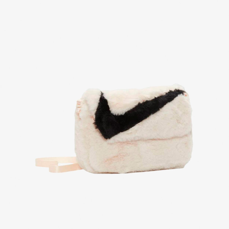 Сумка Nike Sportswear Futura 365 Faux Fur «Ice Black»
