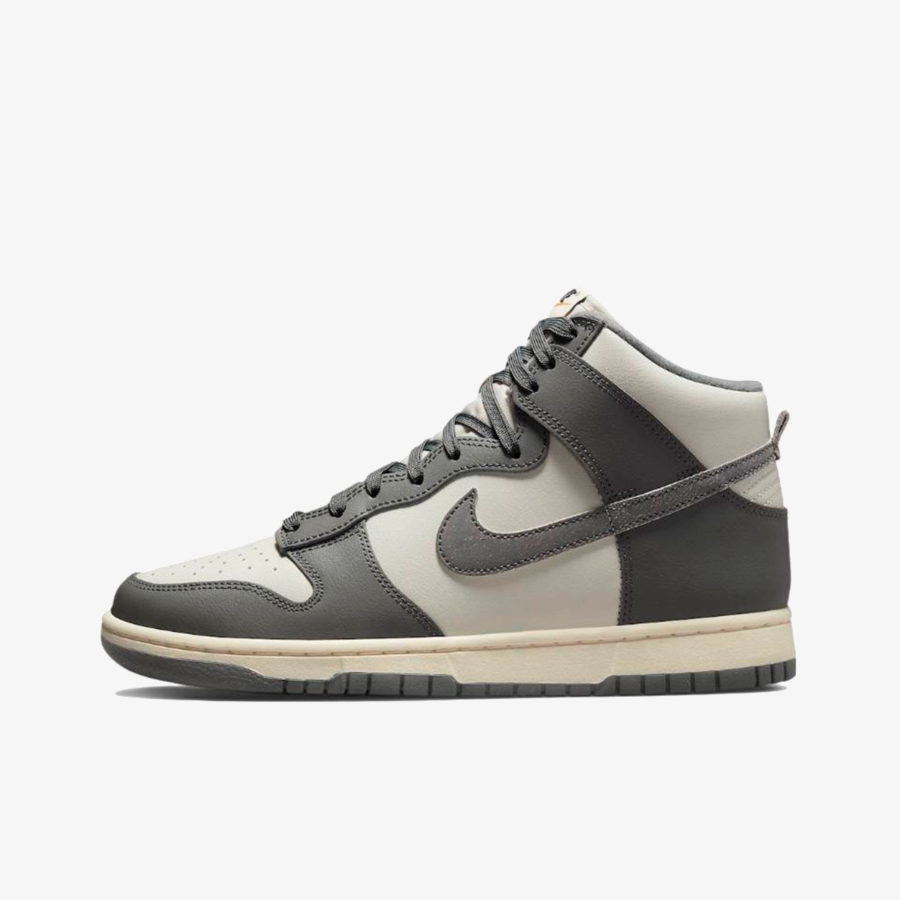 Кроссовки Nike Dunk High Retro SE Vintage «Light Bone Grey»