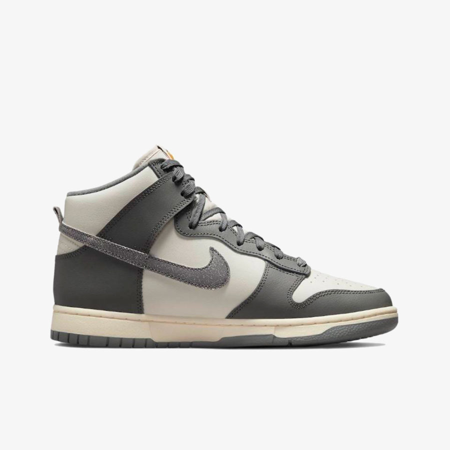 Кроссовки Nike Dunk High Retro SE Vintage «Light Bone Grey»