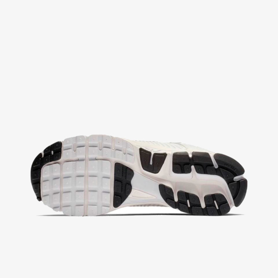 Кроссовки Nike Zoom Vomero 5 «Vast Grey»