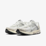 Кроссовки Nike Zoom Vomero 5 «Platinum Tint White Cashmere Iron»