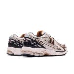 Кроссовки New Balance 1906R «White Metallic Gold»