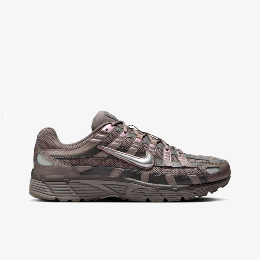 Кроссовки Nike P-6000 «Cave Stone Metallic Silver»
