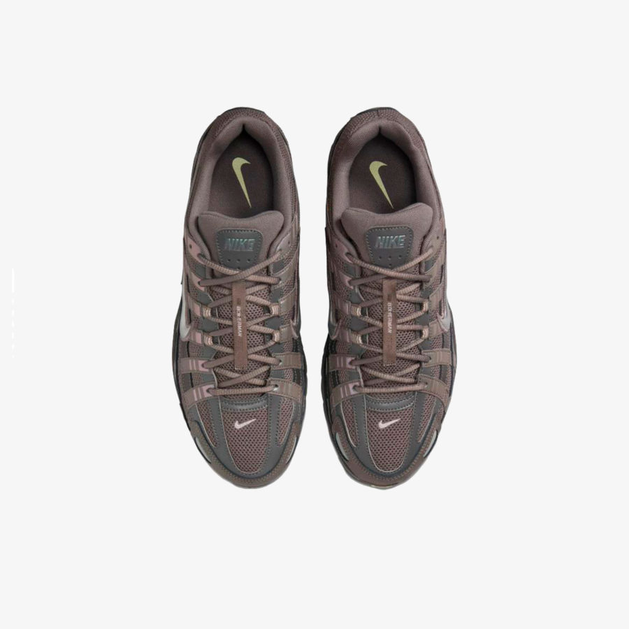 Кроссовки Nike P-6000 «Cave Stone Metallic Silver»