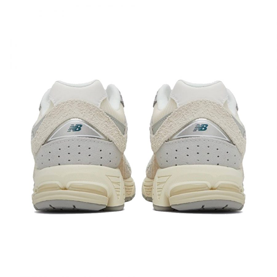 Кроссовки New Balance 2002R «Linen»